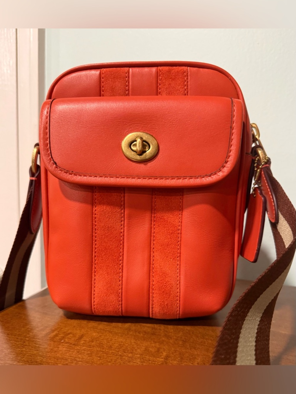 Coach Heritage Orange Smooth Leather Crossbody Turnlock Camera Bag Striped Strap - Picture 3 of 13